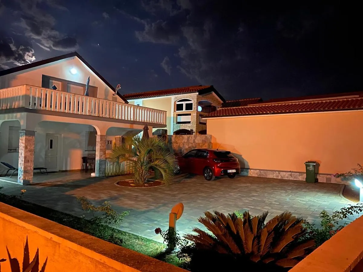 Apartament Slatina 13/1 Vir