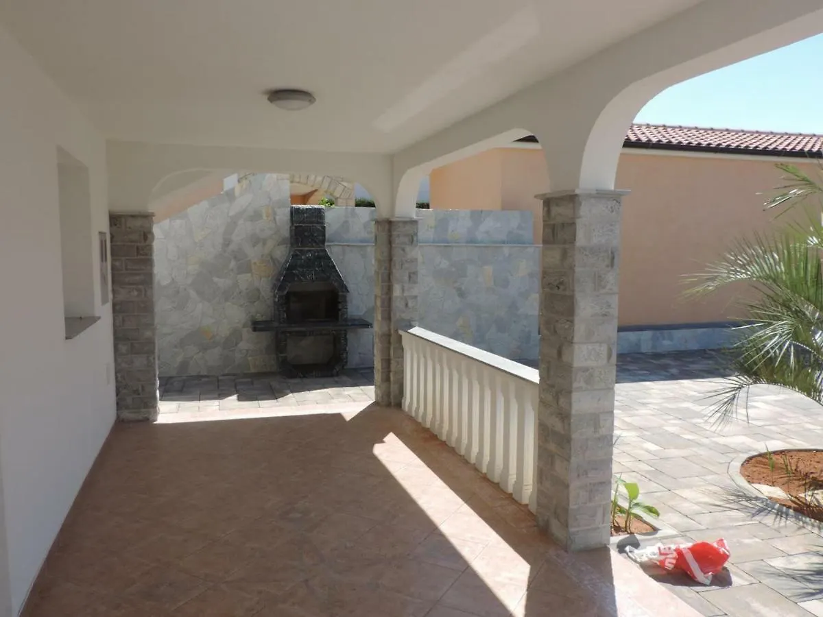 Apartament Slatina 13/1 Vir 0*,  Chorwacja