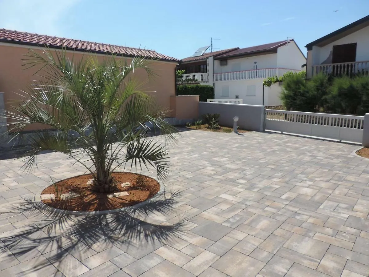 Apartament Slatina 13/1 Vir